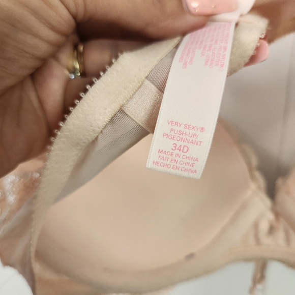 Victoria's Secret Pink Lace Very Sexy Push-up Underwire Bra Size 34D Rhinestones - Picture 6 of 7